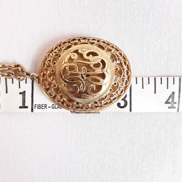 Filagree Scroll Locket Necklace And Gold Tone Textured Cable Chain - Picture 11 of 12